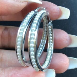Stainless Steel and pearls hoop earrings